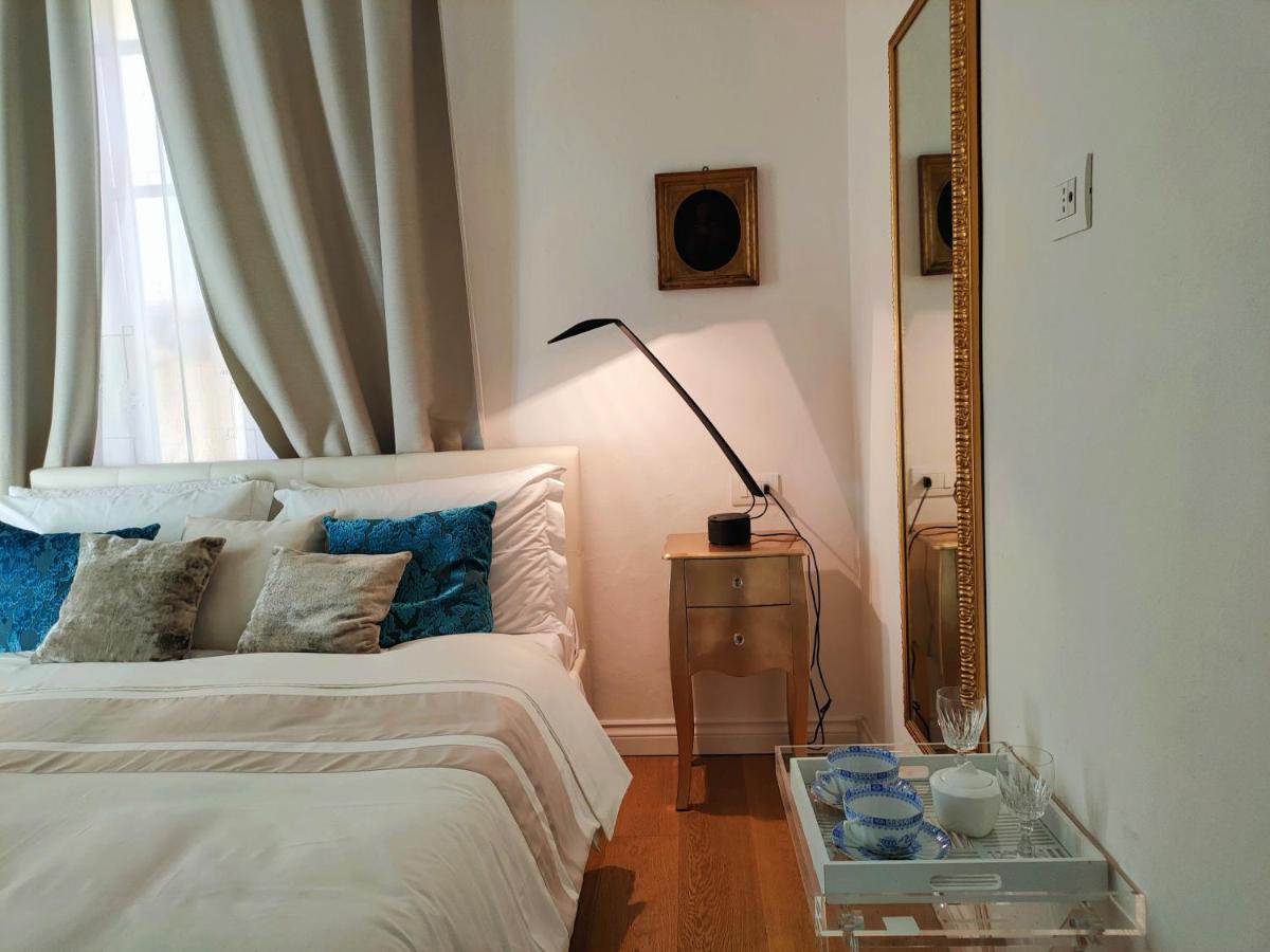 Piazza San Rocco Suite Art Verbania Exterior foto